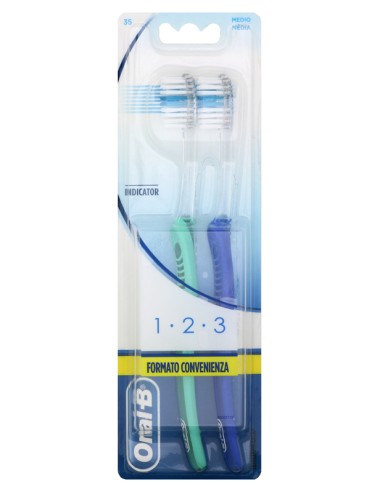 ORALB 123 INDICATOR SPAZZOLINO MANUALE SETOLE 35 MEDIE 2 PEZZI